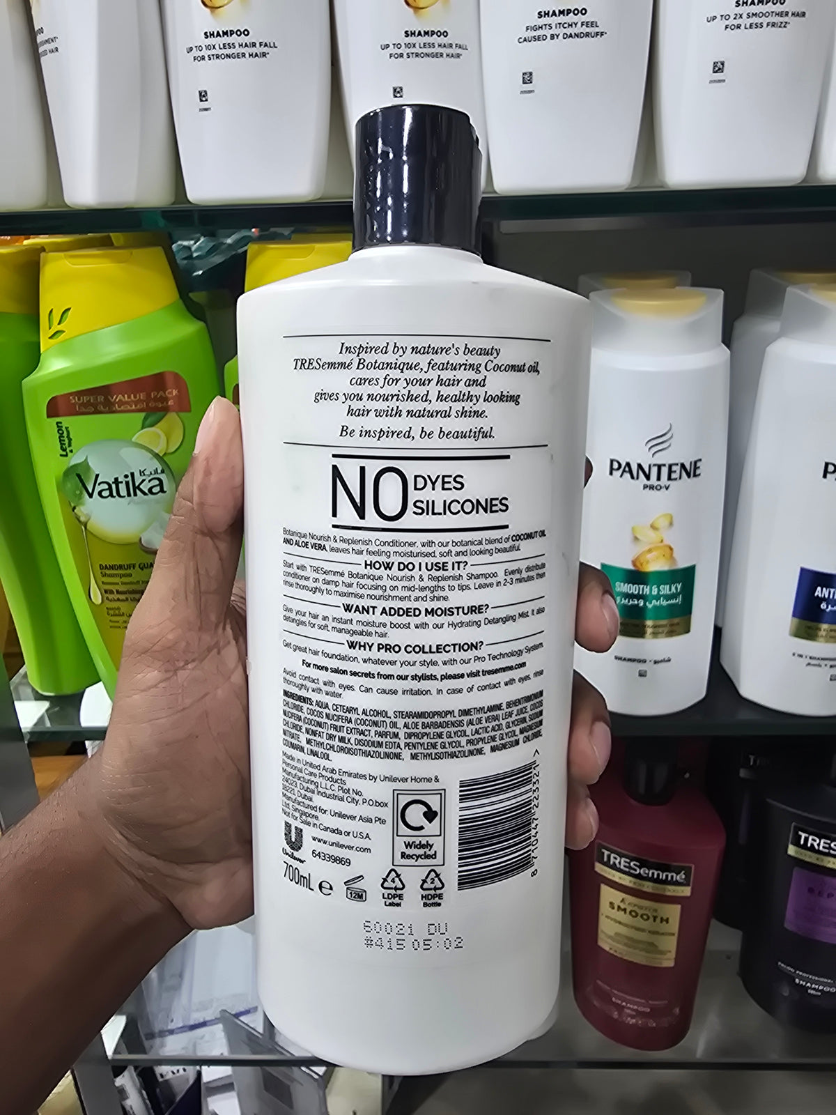 TRESemmé Pro Collection Botanique Nourish and Replenish Conditioner 700ml