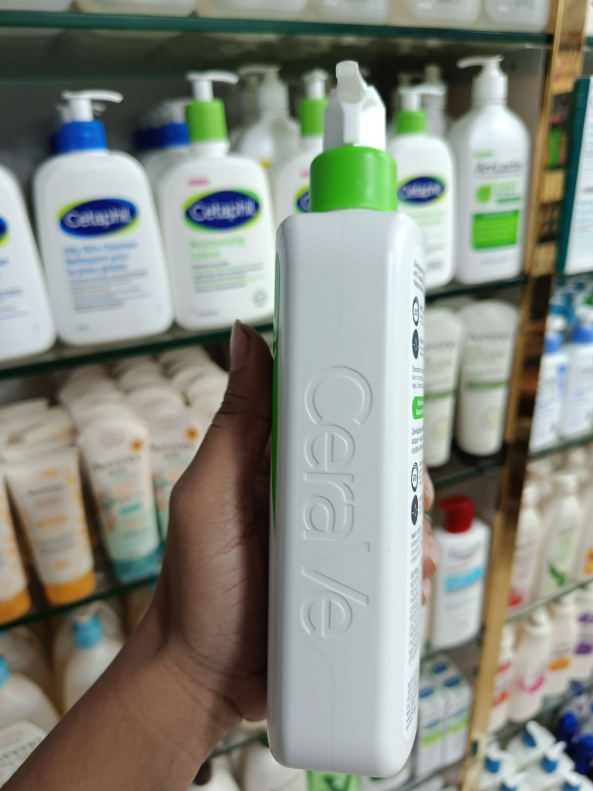 CeraVe – Hydrating Cleanser For Normal To Dry Skin ( Usa Version ) – 562ml