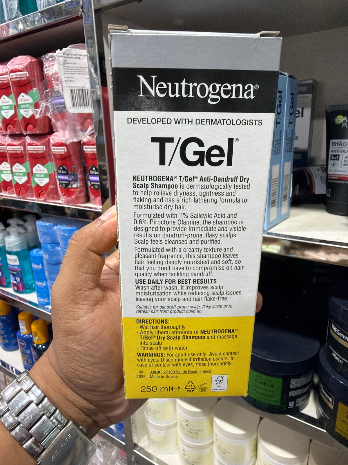 Neutrogena T-Gel Anti-Dandruff Dry Scalp Shampoo 250ml