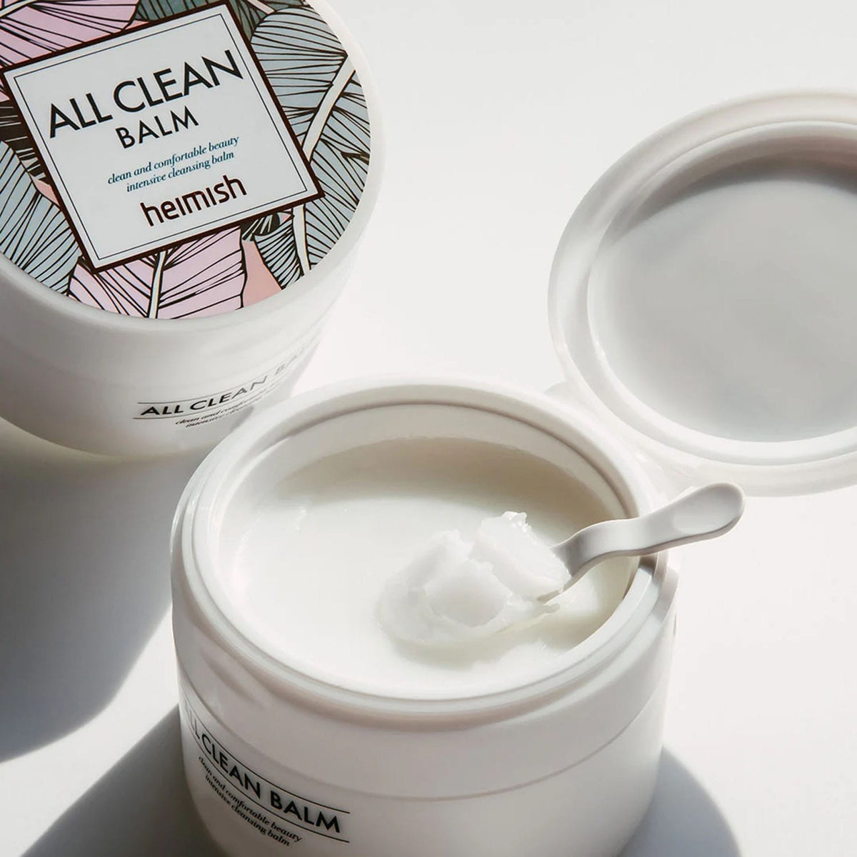 Heimish All Clean Balm 120ml gently removes makeup, dirt, and sunscreen while keeping skin soft, clean, and hydrated. Perfect for all skin types.