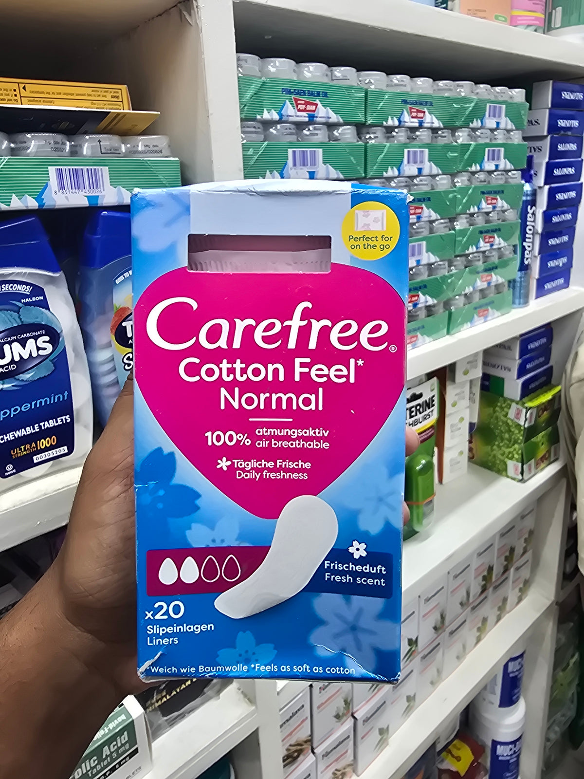 Carefree Cotton Aloe Sanitary Pads IFW, 20-pack