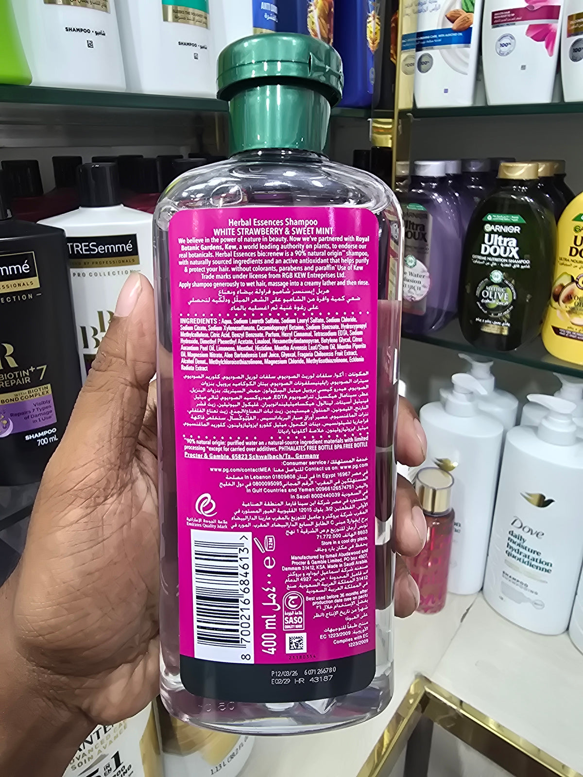 Herbal Essences Bio Renew Clean White Strawberry & Sweet Mint Shampoo 400ml (Thailand)