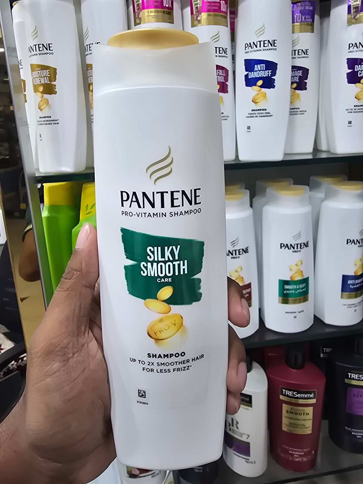 Pantene Pro-Vitamin Shampoo Silky Smooth 300ml