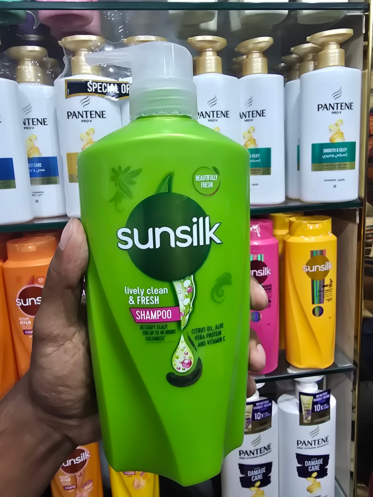 Sunsilk Lively Clean & Fresh Shampoo 625ml