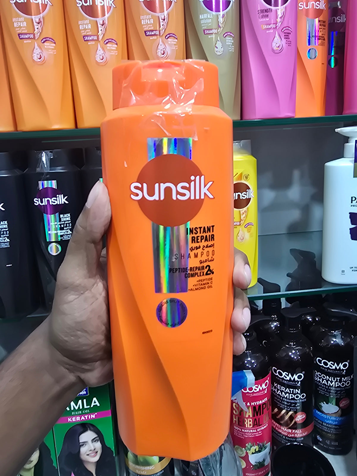 Sunsilk Instant Repair Shampoo with 2% Peptide-Repair Complex 700ml