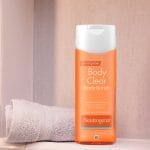 Neutrogena Body Clear® Exfoliant Body Scrub with Salicylic Acid  250ml - Image 2