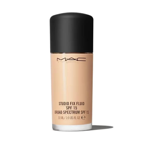MAC Mineralize Moisture SPF 15 Foundation NC15 in bd