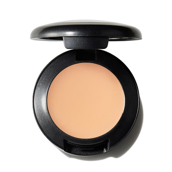 MAC Studio Finish Spf 35 Concealer - NC25 in bd
